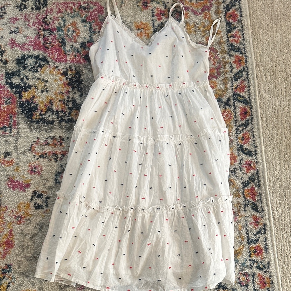 Elegant White Mini Dress with Subtle Accents